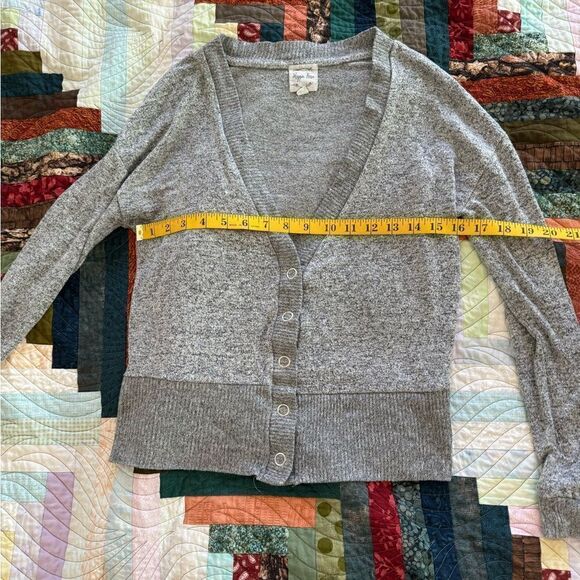 🌞 Super Soft Hippie Rose Gray Snap Button Cardigan - Picture 4 of 4
